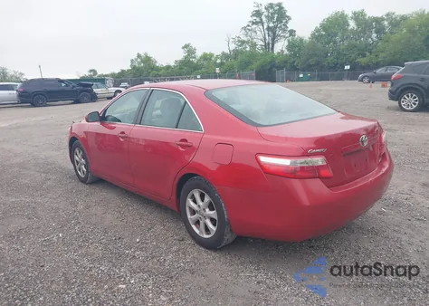 2007 Toyota Camry Le z USA, uszkodzony, nr VIN 4T1BE46K77U189934
